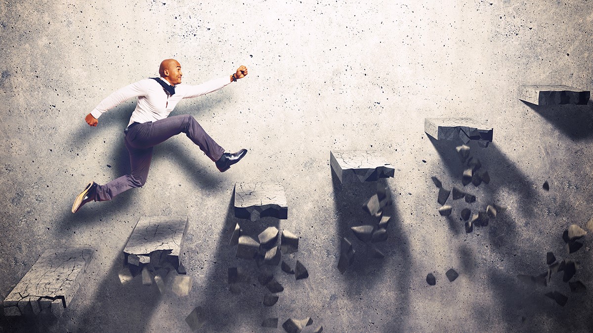 6 Ways to Overcome Challenges of Remote Sales Learning