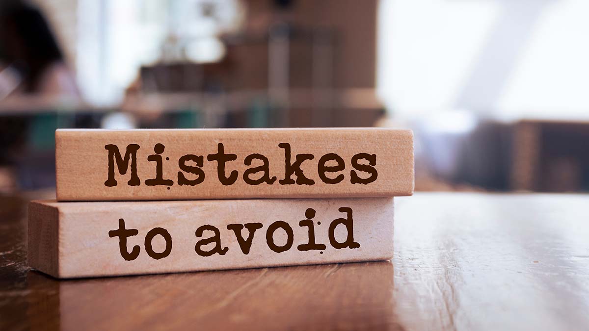 10 Common Mistakes That Prevent Reps from Closing Sales Deals