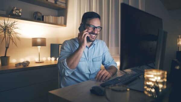 What Is Virtual Selling? The Ultimate Guide for B2B Revenue Teams